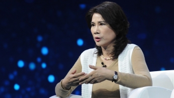 Bà trùm đồ gia dụng Trung Quốc tuyên bố không tuyển du học sinh, tại sao vẫn có người ủng hộ?