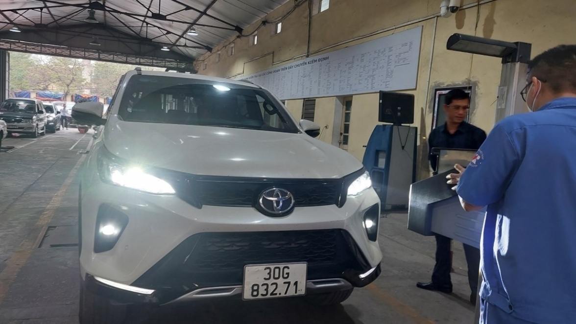Từ 2025: Người đi ô tô sẽ bị phạt nặng nếu tự ý lắp thiết bị này trên xe, tài xế biết để gỡ bỏ ngay