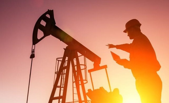 OPEC+ sắp bơm thêm 2,2 triệu thùng dầu/ngày ra thị trường, đe dọa dỡ bỏ cắt giảm
