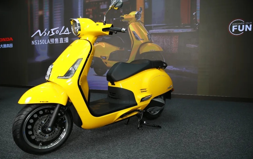 Honda ra mắt mẫu xe ga phong cách cổ điển: Giá rẻ như cho, trang bị vượt phân khúc lại tiết kiệm xăng