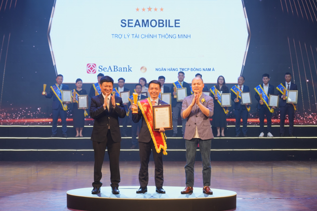 Ngân hàng số SeAMobile được xếp hạng 5 sao tại Giải thưởng Sao Khuê 2025
