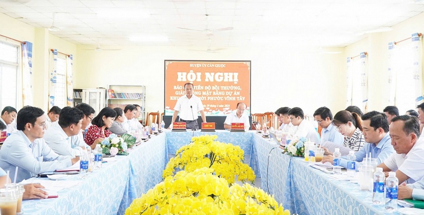 Diễn biến mới nhất về siêu dự án 90.000 tỷ đồng tại Long An của liên danh Vinhomes (VHM)
