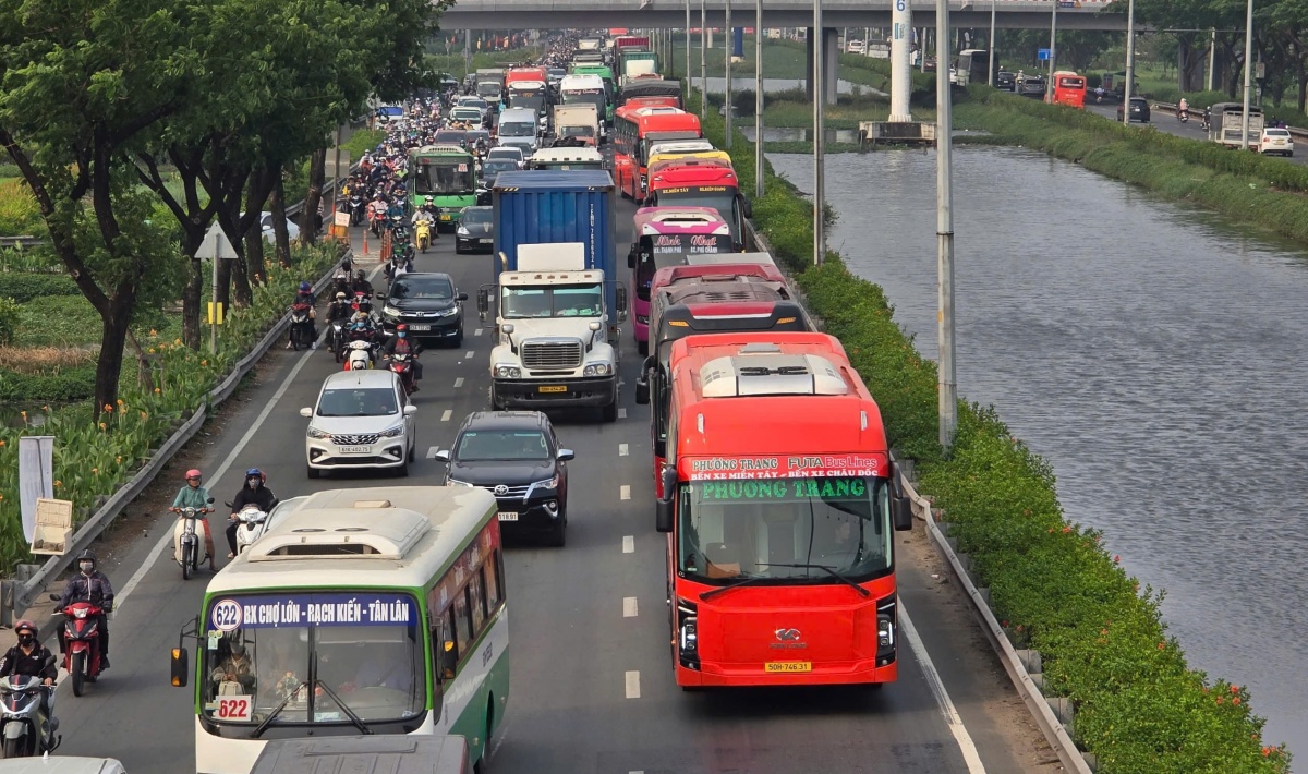 Từ 1/1/2026: Sẽ có quy định mới liên quan đến xe ô tô, tác động lớn đến hàng triệu phương tiện