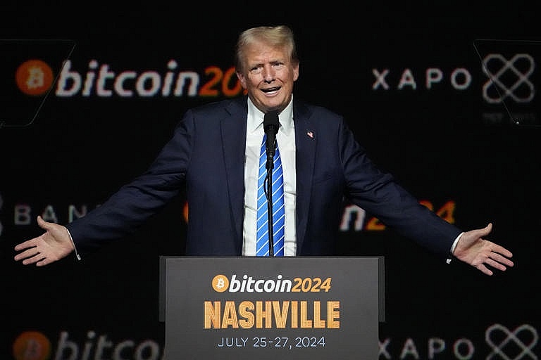 Ăn tối với ông Trump chỉ cần... tiền số?