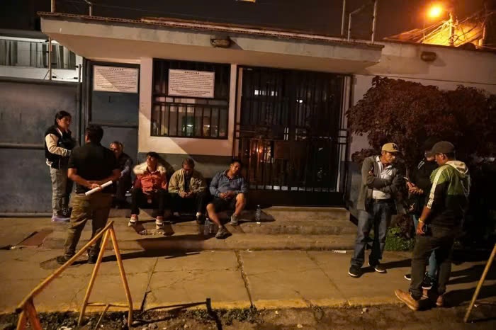 Quốc gia khai thác hơn 100 tấn vàng mỗi năm chấn động vì 13 công nhân bị sát hại