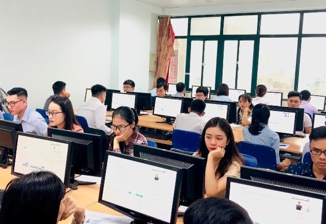 Công chức không hoàn thành nhiệm vụ có thể bị thôi việc