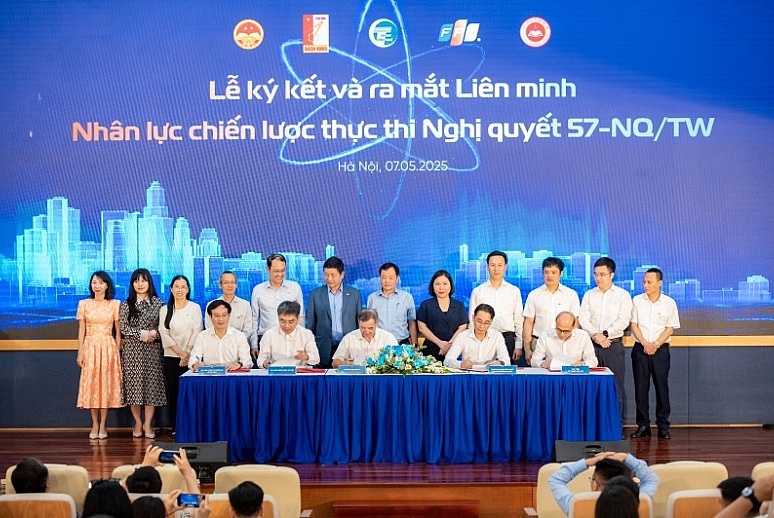 Nghị quyết 57 không thể để muộn: FPT tăng tốc hành động, lứa kỹ sư số đầu tiên sẽ tốt nghiệp vào tháng 8/2025
