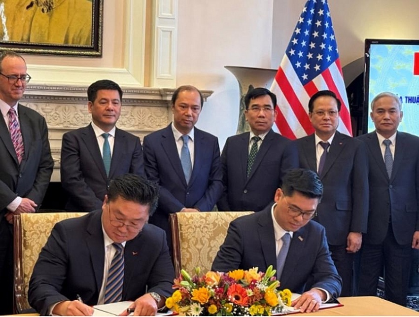 Chiến dịch cân bằng thương mại với Mỹ: Các đầu tàu kinh tế được triệu tập với những bản hợp đồng tỷ USD