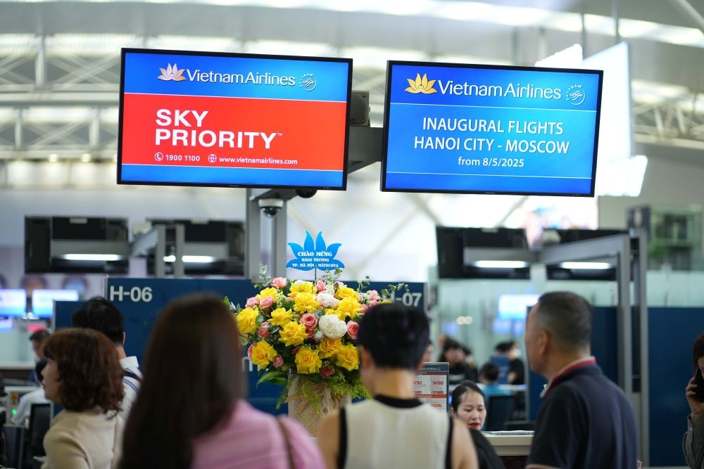 Vietnam Airlines (HVN) hồi sinh đường bay thẳng đến Nga sau 3 năm tạm dừng, hết vé ngay chuyến đầu tiên