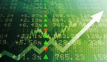 VN-Index tăng hơn 10 điểm, cổ phiếu 'họ' APEC đồng loạt tím trần