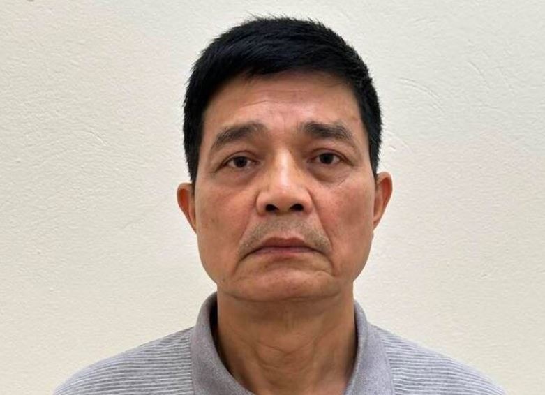 Nguyên Cục trưởng Cục An toàn thực phẩm bị khởi tố vì nhận tiền trong vụ thực phẩm chức năng giả