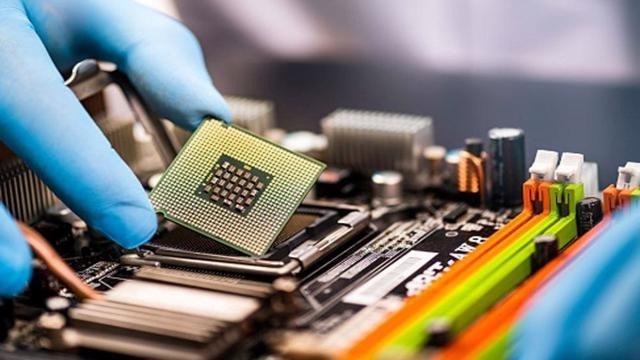 Ngành học ‘vàng’ thời 4.0: Thu nhập 150 triệu/tháng, Việt Nam khát 50.000 nhân sự