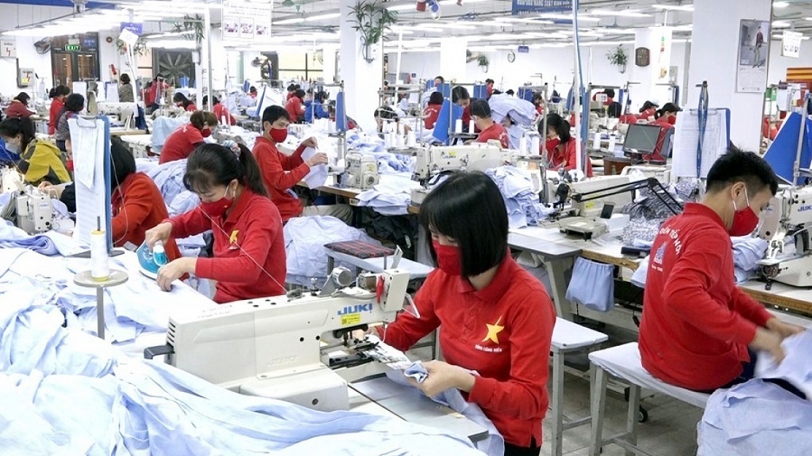 Chạy đua với thuế Mỹ trước ngày 10/7, ông lớn dệt may 80.000 nhân sự lo hụt đơn hàng cuối năm