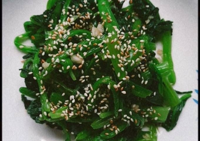 Loại rau trồng được ở Việt Nam được chuyên gia Mỹ ca ngợi là 'vua bổ máu'