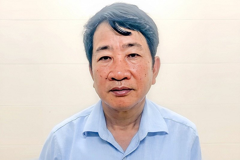 Mỗi quý một phong bì: Cựu Giám đốc BHXH bị cáo buộc nhận hối lộ 700 triệu đồng từ doanh nghiệp y tế