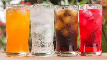 Bình quân 66 lít nước ngọt mỗi năm: Giới trẻ Việt đang uống quá nhiều đường mỗi ngày
