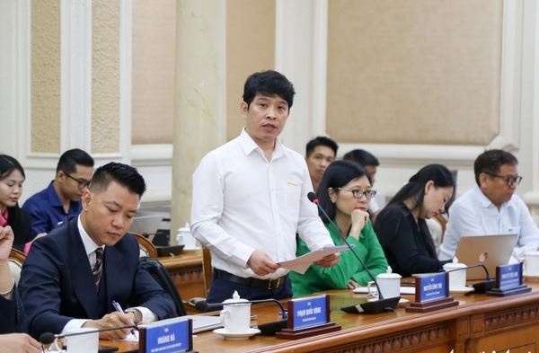 TP Hồ Chí Minh cùng Vingroup khảo sát thực địa, lập kế hoạch chuyển đổi toàn bộ 400.000 xe máy xăng của shipper và xe ôm công nghệ sang xe điện