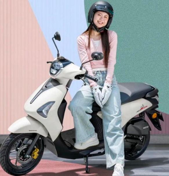 Honda tung mẫu 'xe ga quốc dân' mới giá chỉ từ 32 triệu đồng: Thiết kế sang trọng, trang bị đỉnh cao
