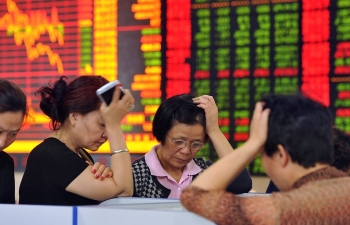 Lên sàn rồi miệt mài báo lỗ, cổ phiếu từng 60.000 đồng nay ngang giá trà đá vỉa hè