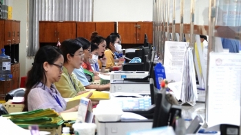 Quy định mới nhất về bằng cấp với cán bộ, công chức xã: Bằng đại học không chính quy có bị tinh gọn?