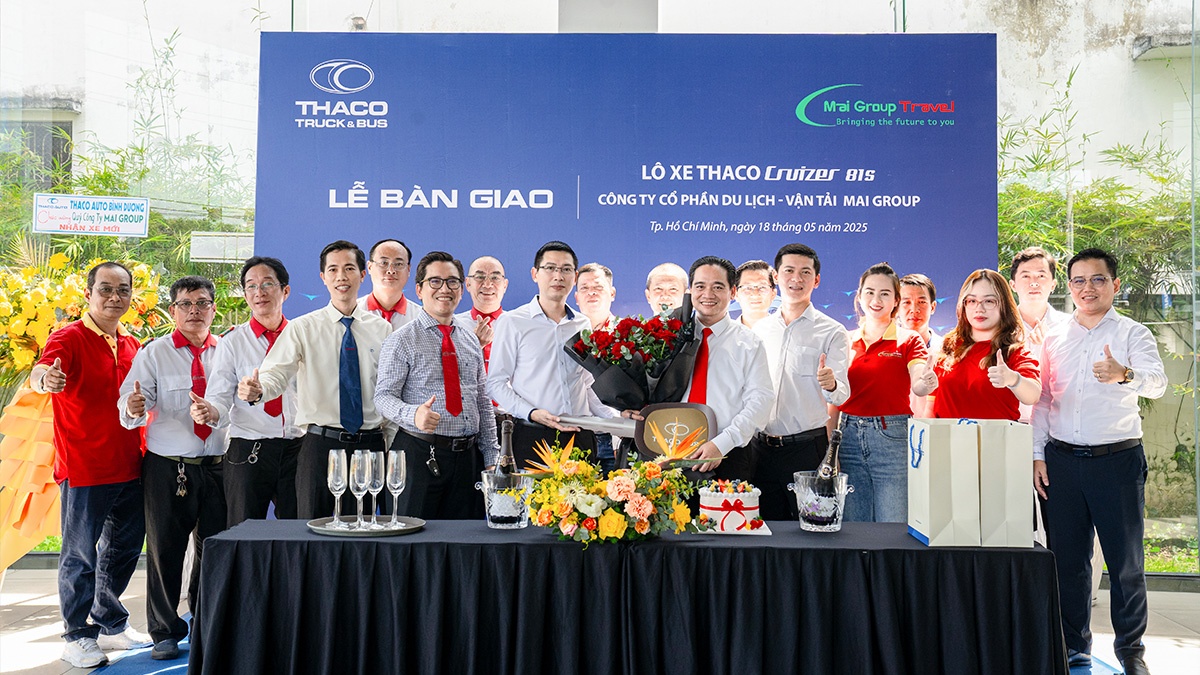 THACO của ông Trần Bá Dương giao lô xe cao cấp cho khách VIP, tung chính sách bảo hành đặc biệt