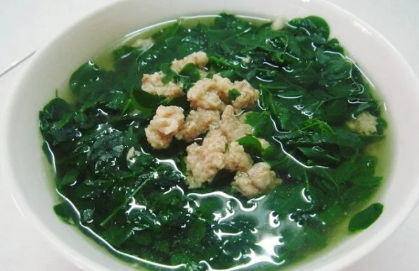 Loại rau được ví như 'thần dược xanh': Sẵn ở chợ Việt, giá cực rẻ, nhiều người ăn hàng ngày mà không biết công dụng