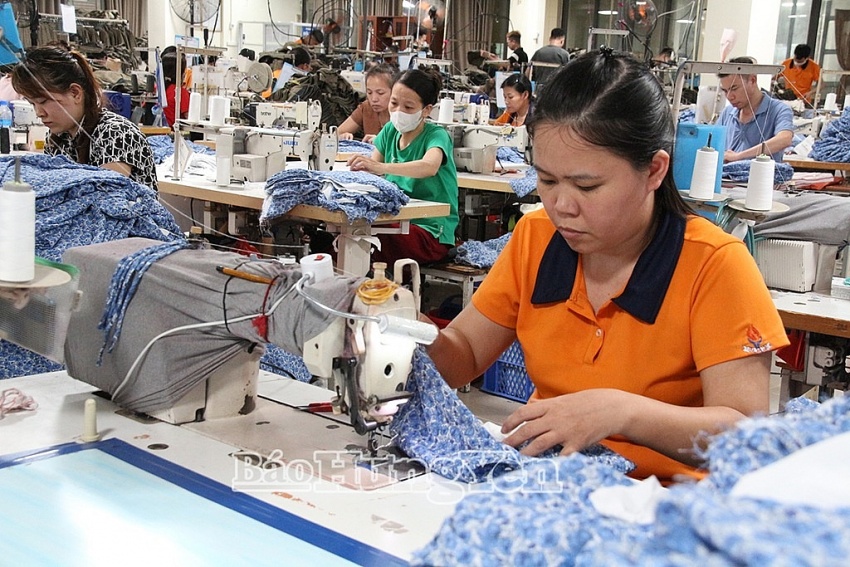 Xuất khẩu sang Mỹ chiếm tới 60%, gần 2.000 công nhân dệt may dốc toàn lực 'chạy đua' đơn hàng