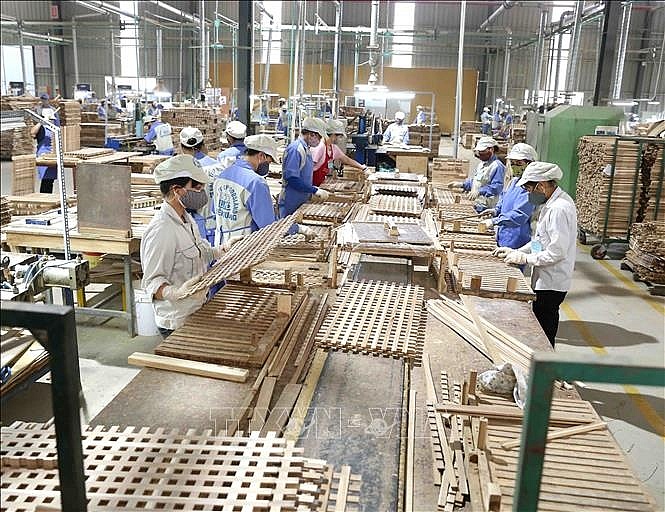 Tỉnh giàu bậc nhất Việt Nam kiến nghị khẩn với Bộ Công Thương trước sức ép thuế đối ứng của Mỹ