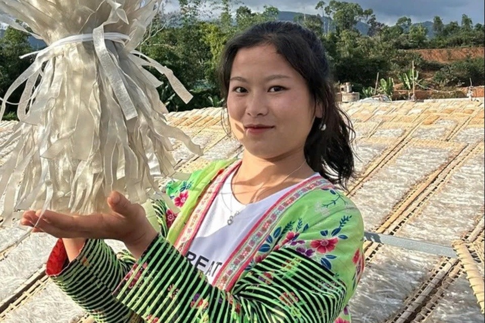 'Bà trùm miến dong' kiếm gần 140 tỷ tung bằng chứng dập nghi vấn 'ăn dày, bom hàng'