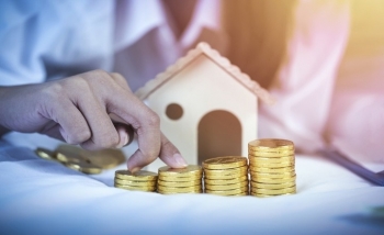 Tín dụng bất động sản TP.HCM tăng gần 3%: Giao dịch ít, dự án vắng, tiền đang chảy về đâu?