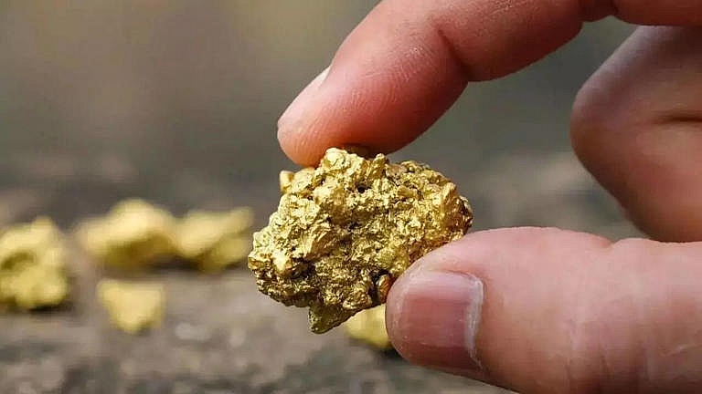 Nghiên cứu khoa học cho thấy vàng đang tự dịch chuyển từ lõi lên bề mặt trái đất