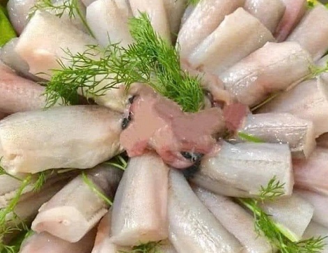 Loại cá 'mềm như cháo', xưa từng cho gia súc ăn nay thành hàng hiếm được săn đón nhờ vị lạ, giá vài trăm nghìn/kg
