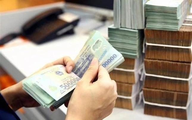 Quy định mới nhất về chế độ đối với lãnh đạo, cán bộ, công chức sau khi về xã công tác