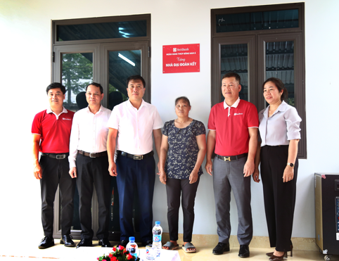 SeABank (SSB) bàn giao 856 căn nhà đại đoàn kết cho tỉnh Hòa Bình