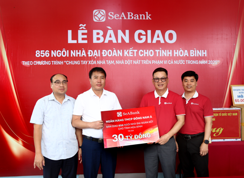 SeABank (SSB) bàn giao 856 căn nhà đại đoàn kết cho tỉnh Hòa Bình