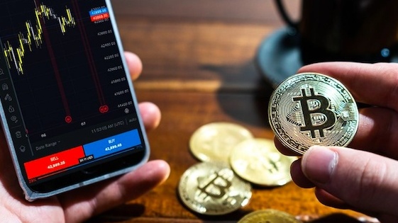 Bitcoin ăn đứt đồng hồ xa xỉ trong mắt giới đầu cơ