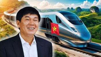 Hòa Phát (HPG): Chủ tịch Trần Đình Long đích thân chốt hợp đồng lớn, ấn định thời điểm ra lò thanh ray đường sắt 67 tỷ USD