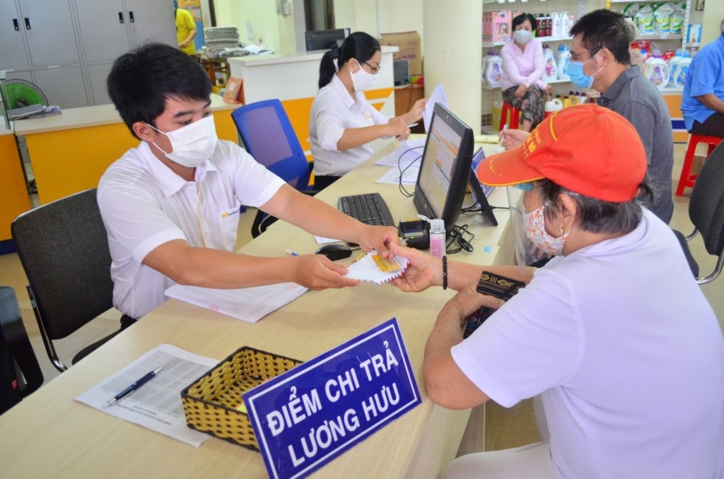 Số người hưởng lương hưu bất ngờ tăng vọt vì một lý do