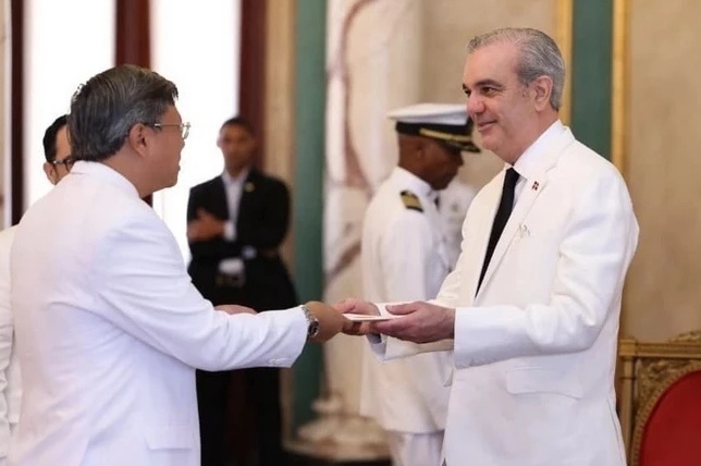Đồng minh của Mỹ, quốc gia có nền kinh tế lớn nhất khu vực Caribe muốn đưa quan hệ hợp tác với Việt Nam lên tầm cao mới