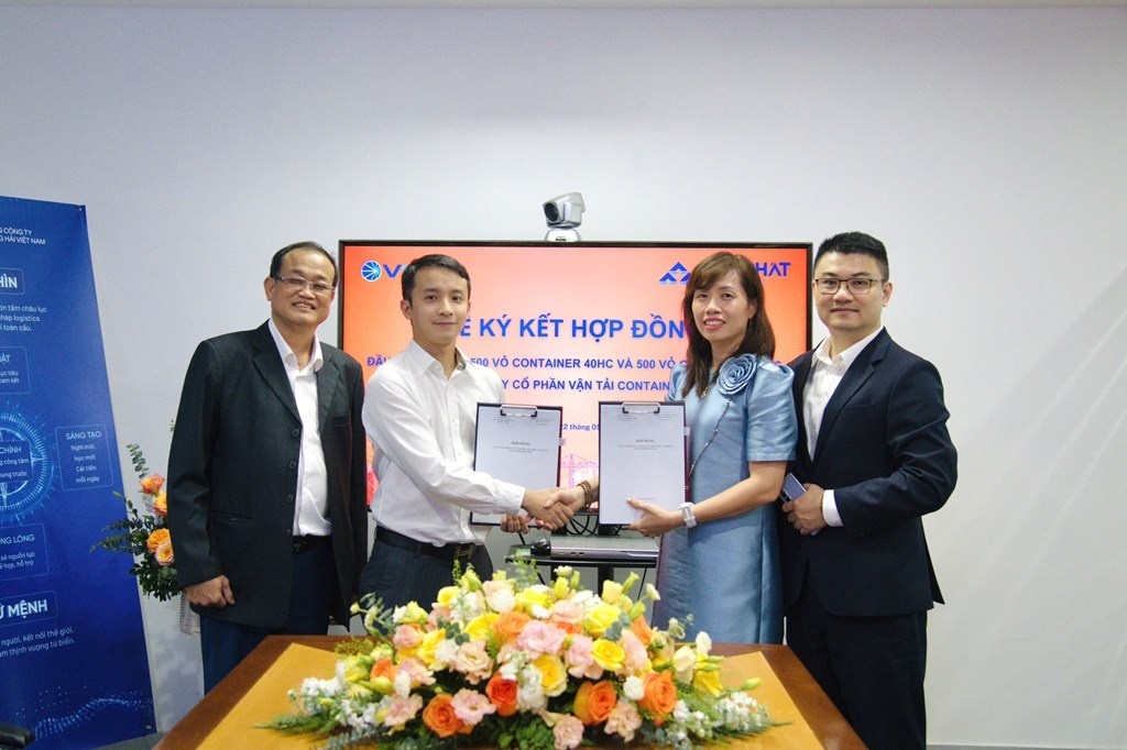 Hòa Phát (HPG) 'chốt deal' 1.000 vỏ container với VIMC Lines