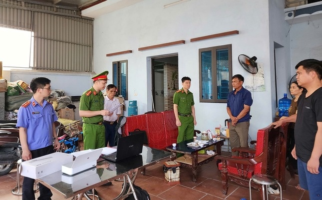 Bắt nguyên Chủ tịch xã vì lập hồ sơ khống nhận tiền bồi thường đất