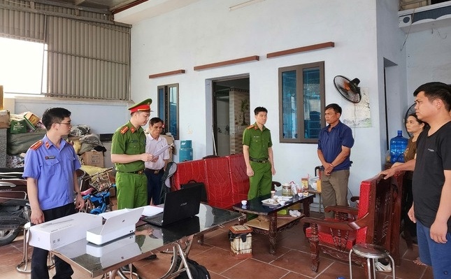 Bắt nguyên Chủ tịch xã vì lập hồ sơ khống nhận tiền bồi thường đất