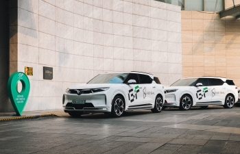 Green Future của tỷ phú Phạm Nhật Vượng ra mắt dịch vụ đưa đón 'khác hẳn taxi truyền thống'