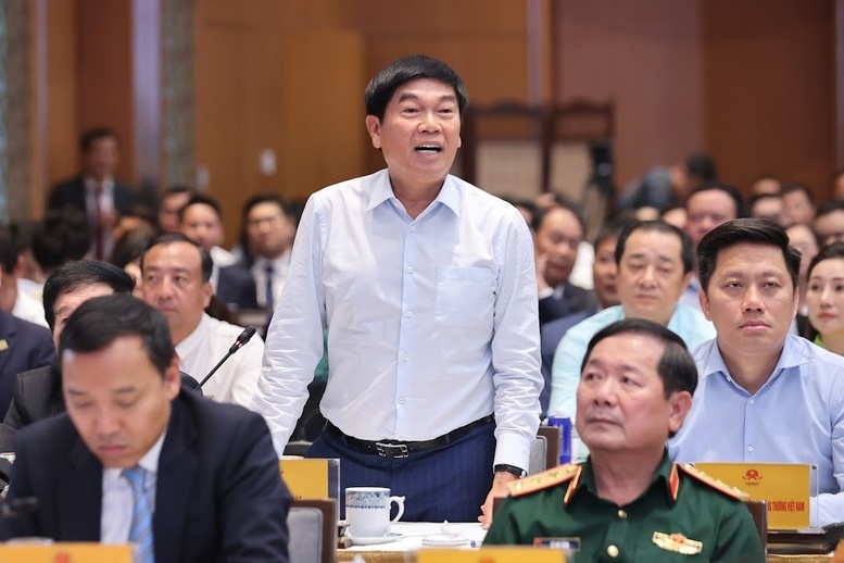 Khẳng định đường sắt tốc độ cao Bắc - Nam là 'thời cơ nghìn năm', tỷ phú Trần Đình Long kiến nghị gì với Thủ tướng?