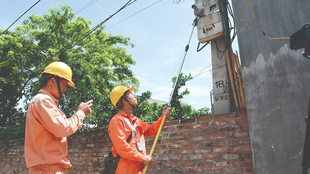 Mức giá mới nhất giá điện, cách tính các bậc, sẽ tác động đến hàng chục triệu hộ dân trong mùa hè này
