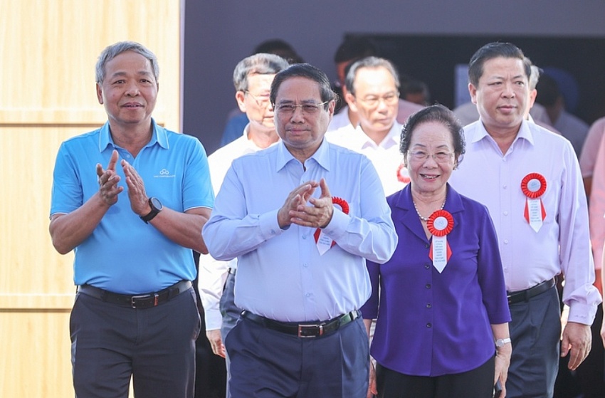 'Hàng xóm công nghệ’ của FPT khởi công dự án 300 triệu USD: Thủ tướng lập tức giao nhiệm vụ trọng yếu