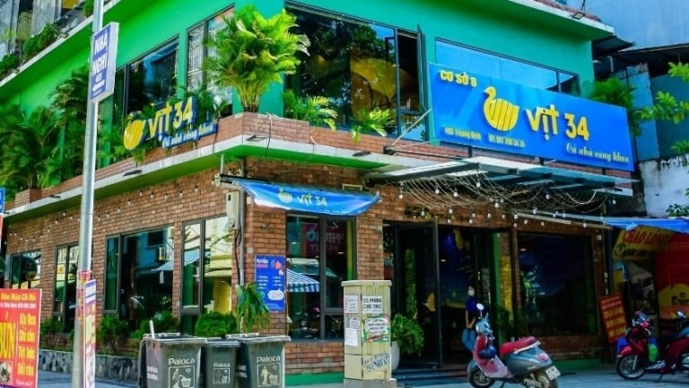 Vịt 34 dính phạt vì vi phạm an toàn thực phẩm, đặc sản 'vịt sấy dẻo' bị nghi ngờ nguồn gốc