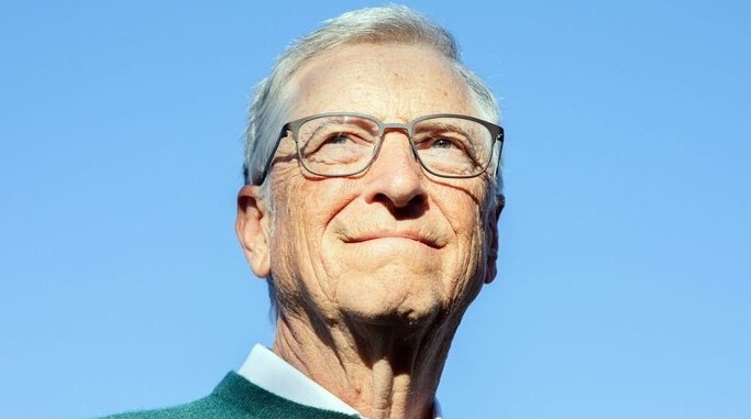 Tỷ phú Bill Gates hé lộ 3 nghề ‘không bị AI thay thế'