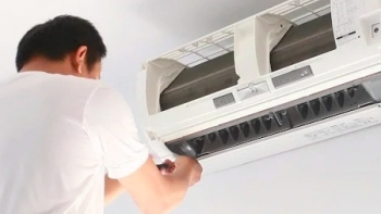 Giá điều hòa giảm chạm đáy, có mẫu chỉ còn 3 triệu đồng
