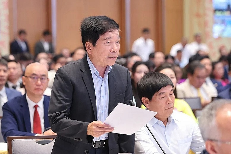 Thủ tướng vào cuộc chỉ đạo gỡ vướng ngành bất động sản, loạt cổ phiếu địa ốc nổi sóng tăng trần